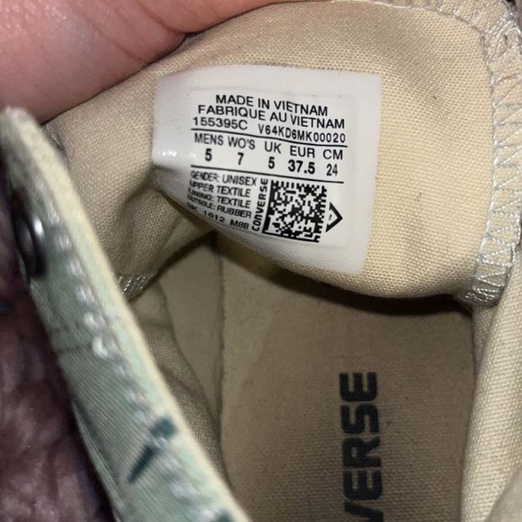 Jungle high top Converse! - Picture 4 of 4